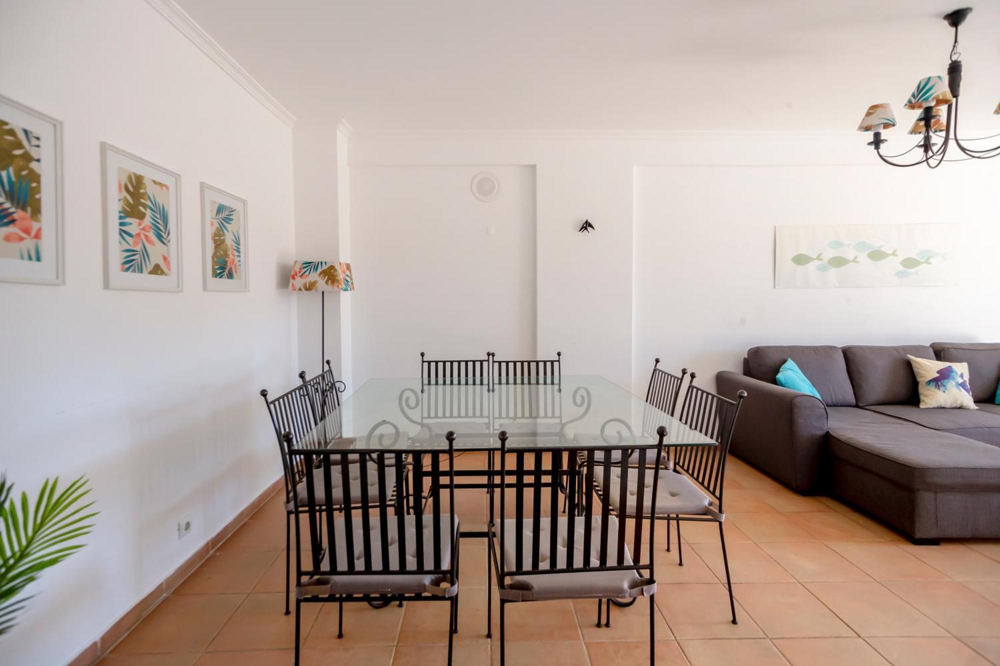 Apartment Oura View